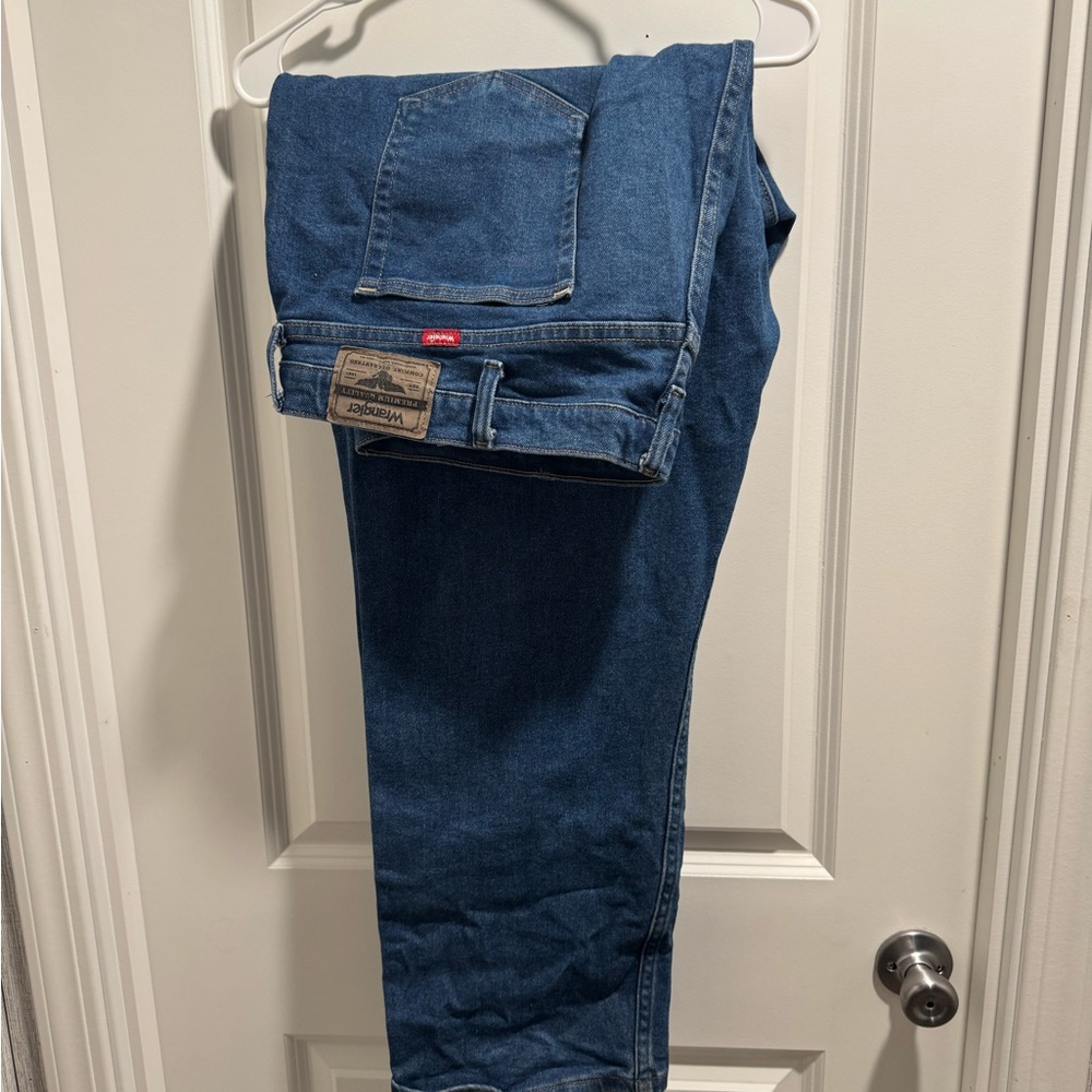 Wrangler Men’s Dark Blue Straight-Leg Jeans